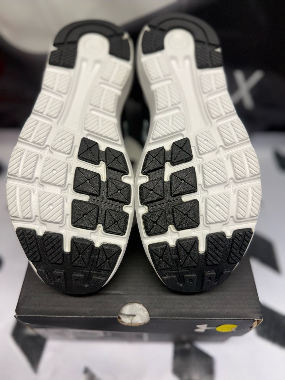 Under Armour Men’s Black Athletic Running Shoes with White Sole - Picture 6 of 6
